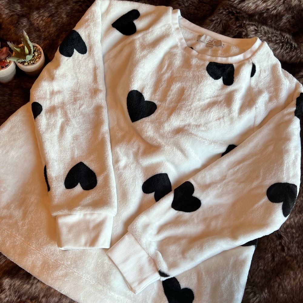 EUC Loft Black and White Heart Fuzzy Sweatshirt